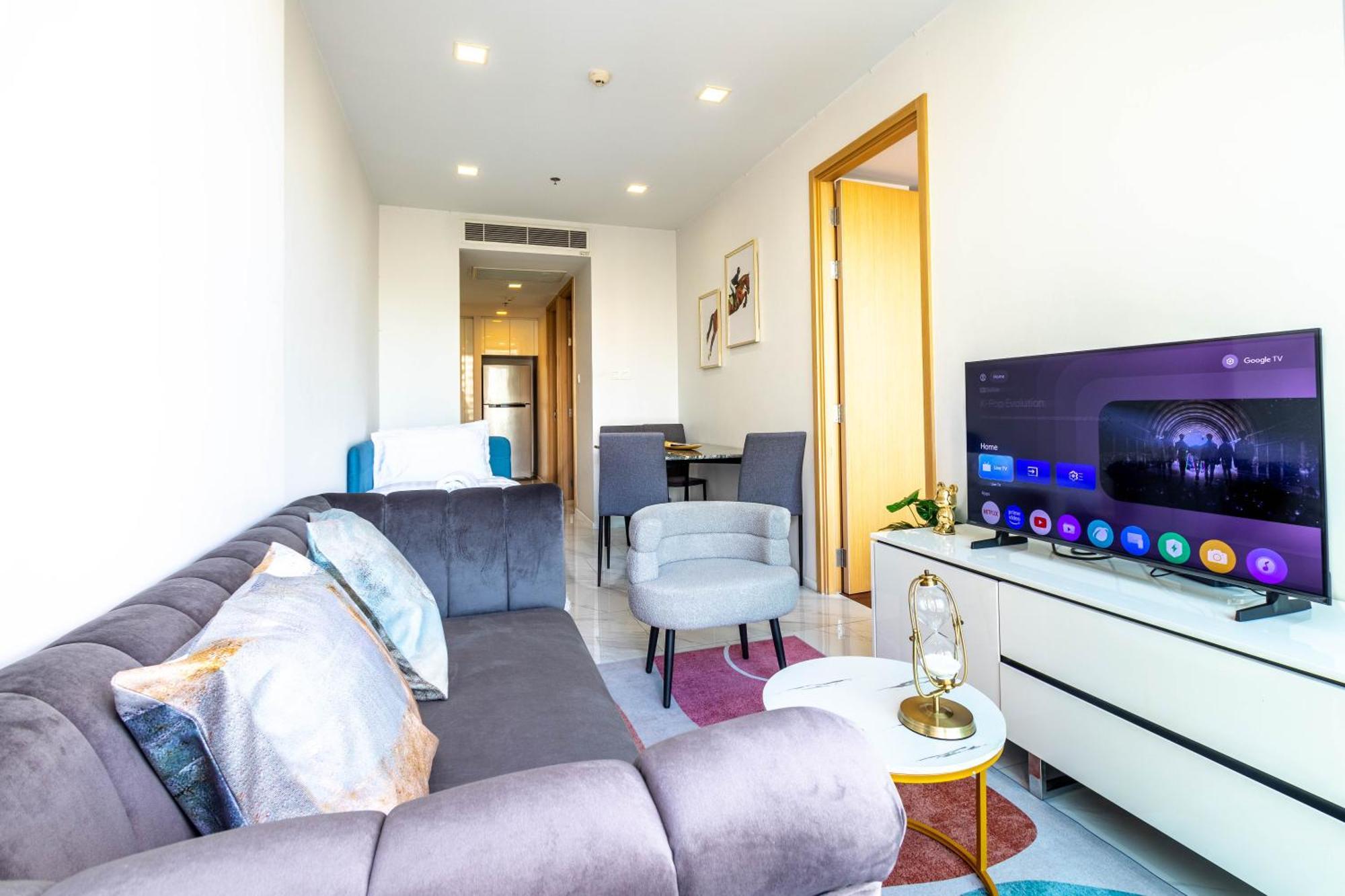 Hyde Sukhumvit 11 Branded Suites กรุงเทพมหานคร ภายนอก รูปภาพ