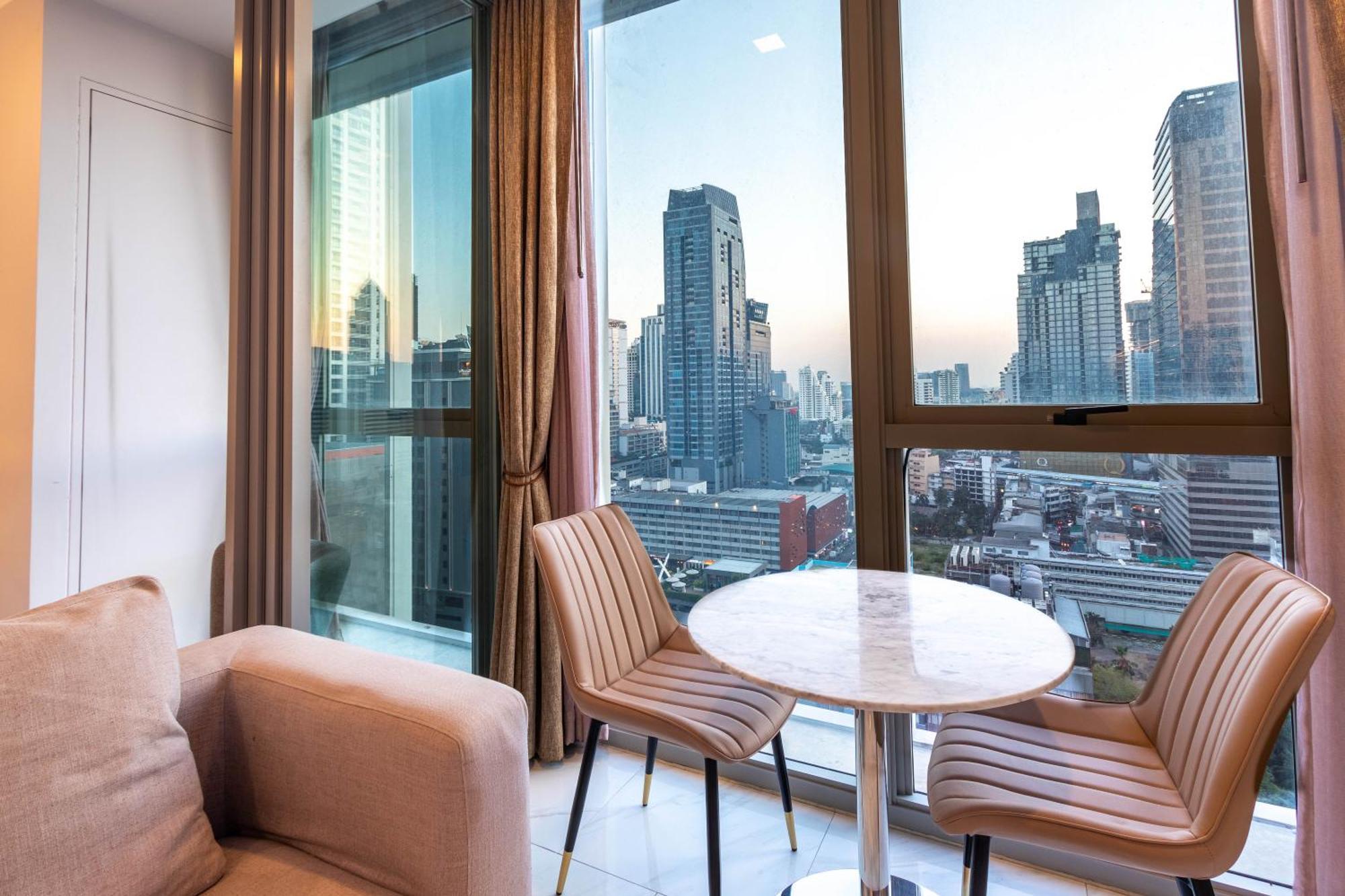 Hyde Sukhumvit 11 Branded Suites กรุงเทพมหานคร ภายนอก รูปภาพ
